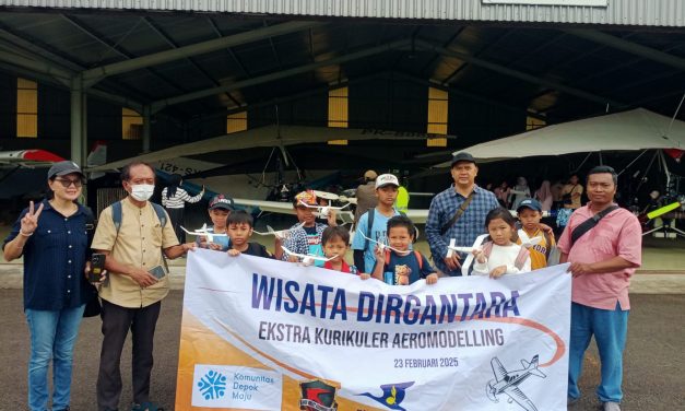 Komunitas Depok Maju Ajak Gen Z Terbangkan Mimpi di Wisata Dirgantara Pusdirga Cibubur