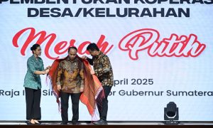 Menteri koperasi dalam pencanangan koperasi merah putih di Sumatera Utara