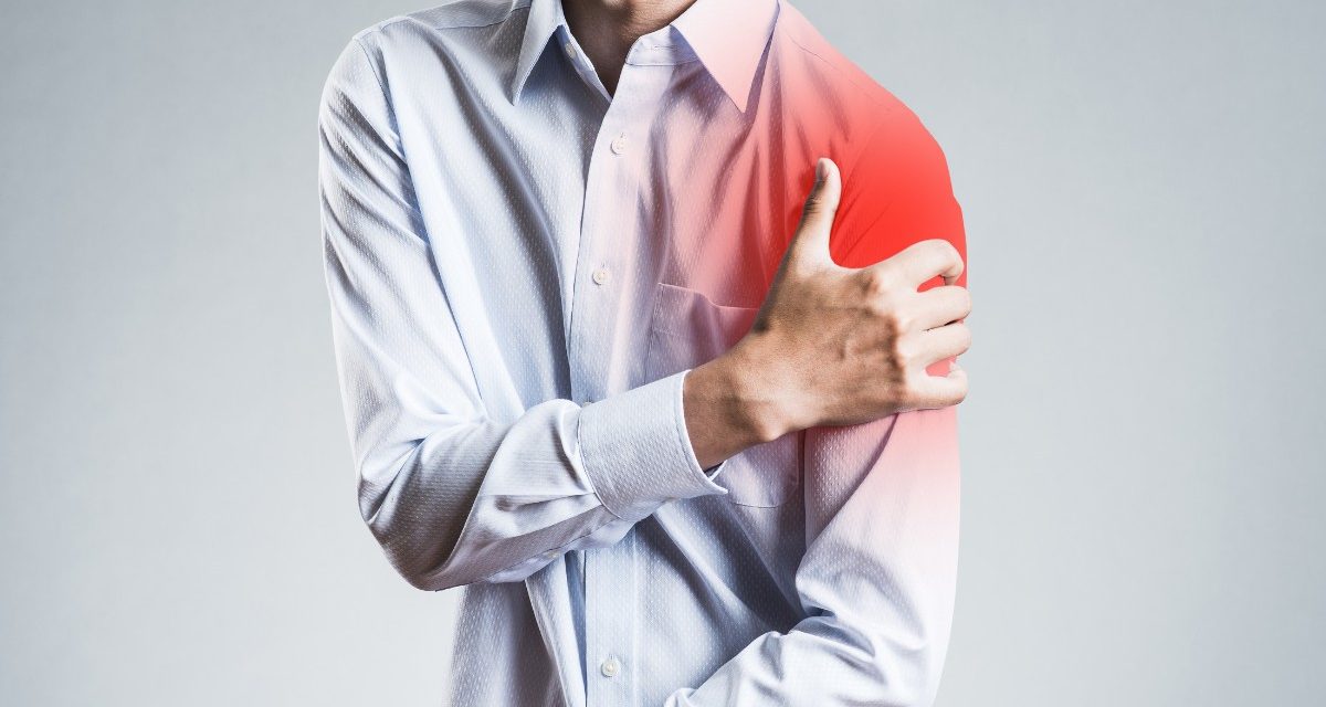 Penyebab Frozen Shoulder dan Cara Menyembuhkannya