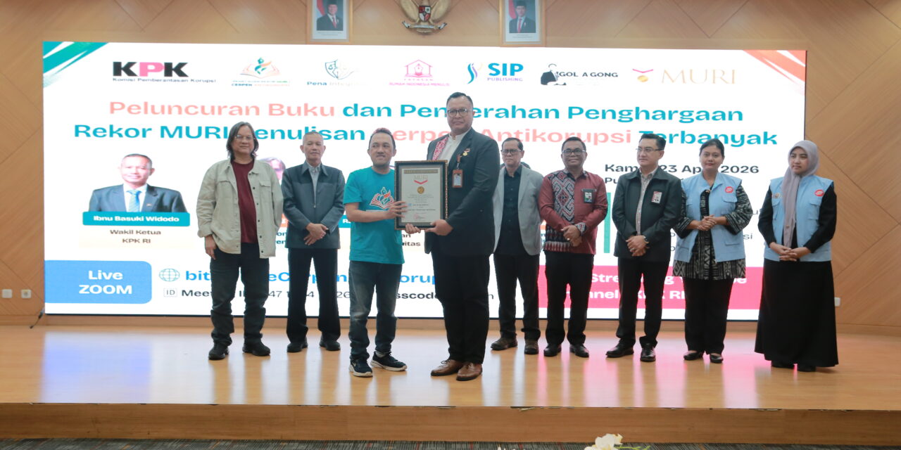 Berhasil Jaring 1.448 Cerpen Antikorupsi Pecahkan Rekor MURI